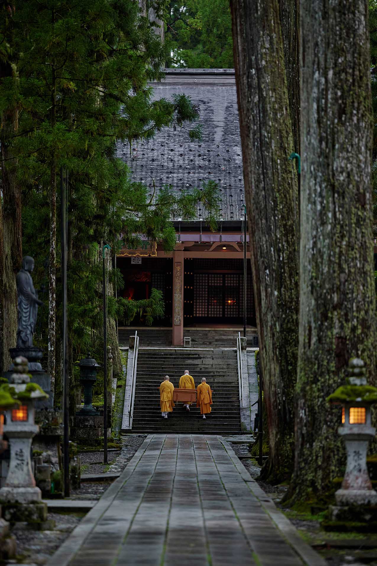 Koyasan Okuno-in Ceremony Shojingu